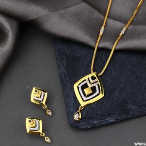 Latest Design Gold Pendant Set