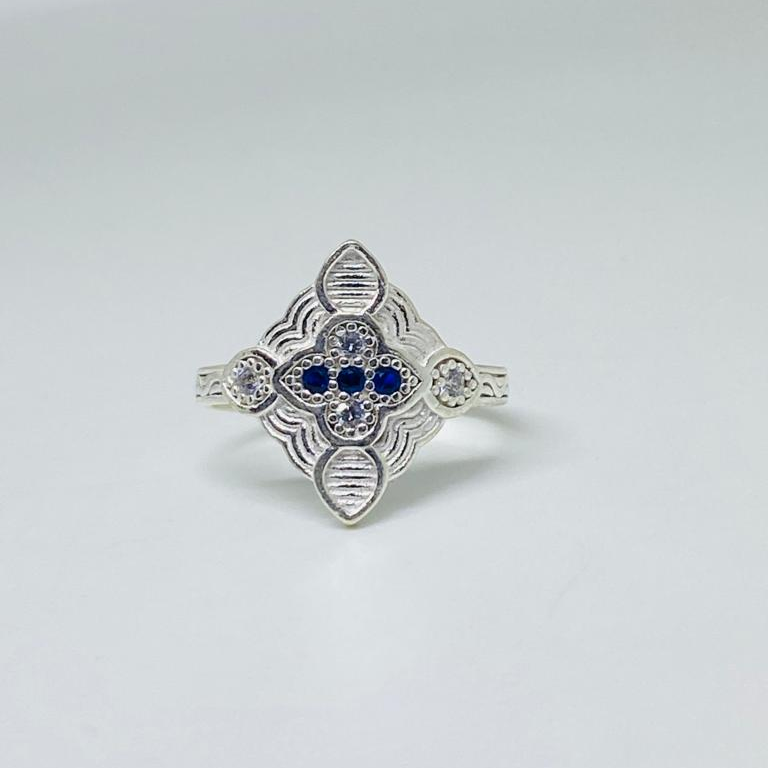 925 Silver Ladies Ring