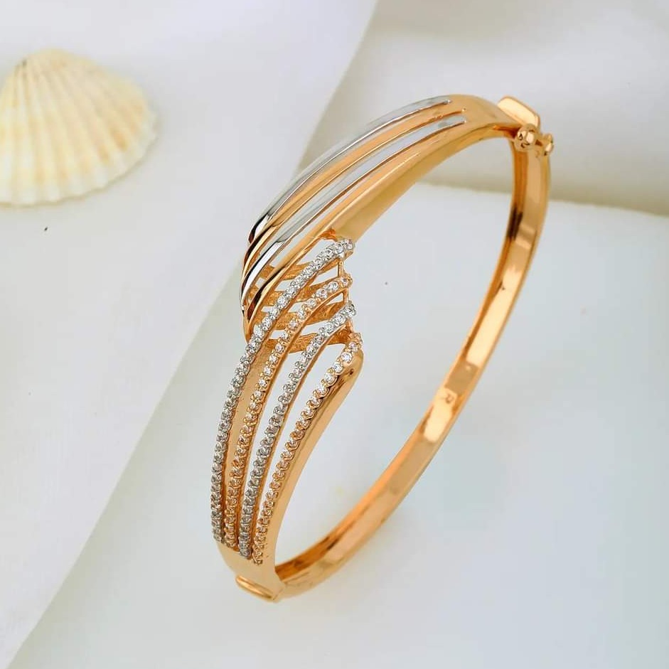 22 carat gold ladies bracelet RH-LB442