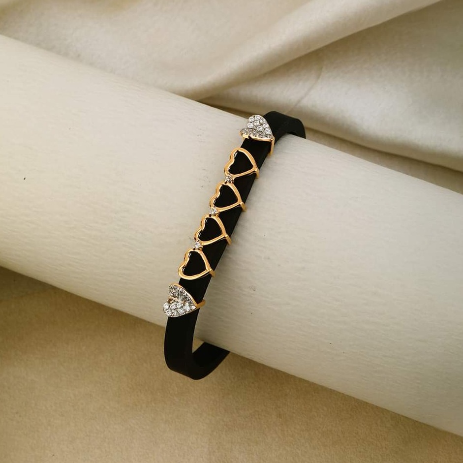 22 carat gold ladies bracelet RH-LB407