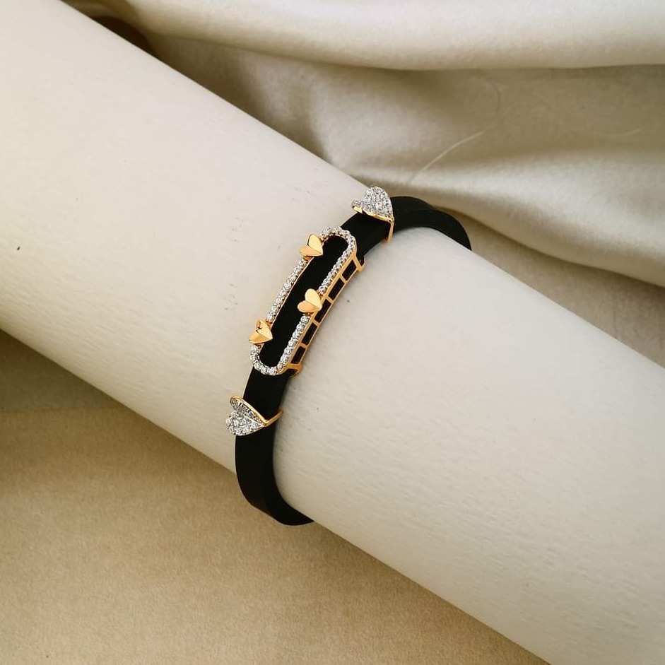 22 carat gold ladies bracelet RH-LB402
