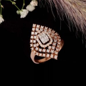 20 carat rose gold Emerald Unique ladies rings rh-lr938
