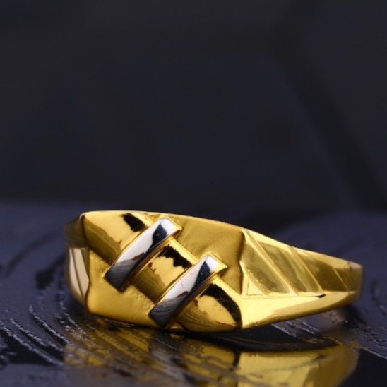 22 carat gold antique gents rings RH-GR658