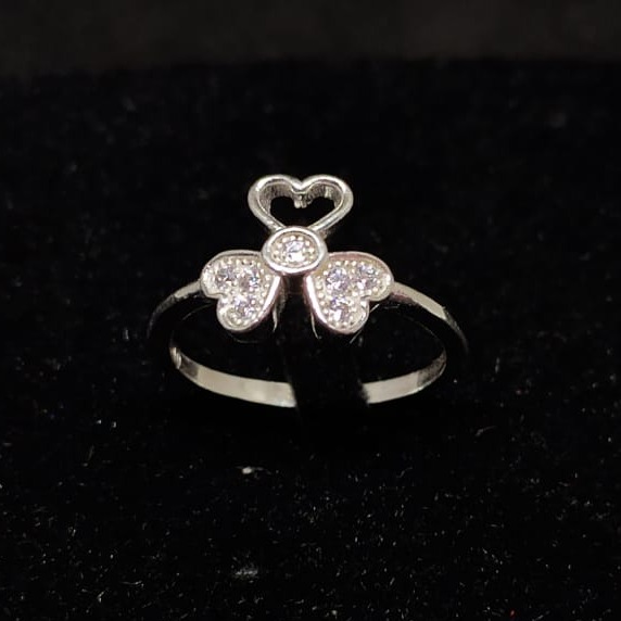 Silver fancy ladies rings rh-lr532