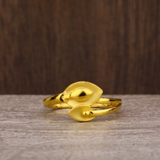 22 carat gold plain ladies rings RH-LR789