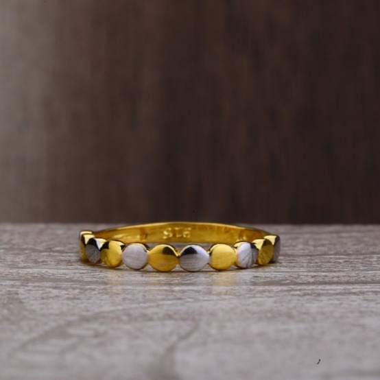 22 carat gold plain ladies rings RH-LR445