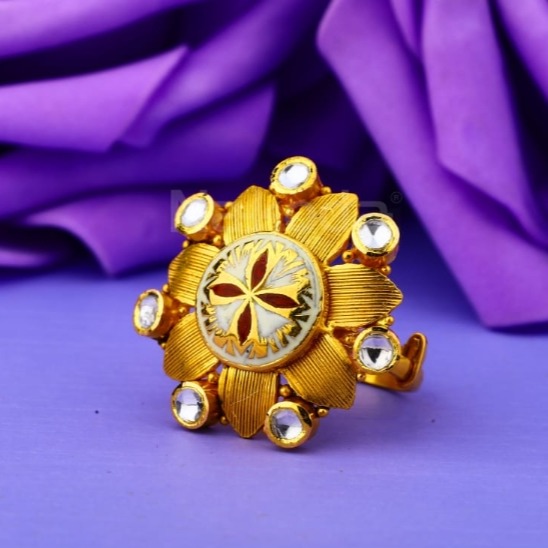 22 carat gold antique ladies rings RH-LR429