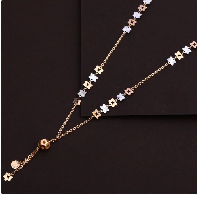 18 carat rose gold ladies necklace RH-LN631