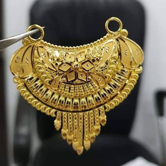 22 Carat gold ladies mangalsutra pendal  RH-MS328