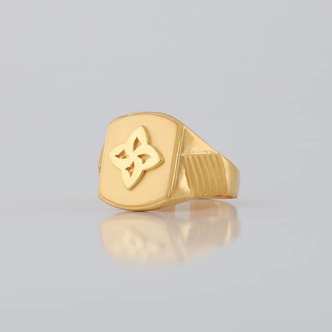 22 Carat gold GENTS FENCY RING RH_GR116