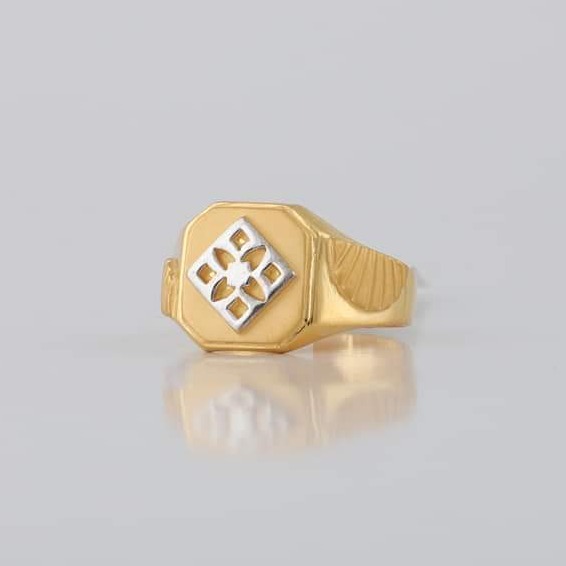 22 Carat gold GENTS FENCY RING RH_GR115