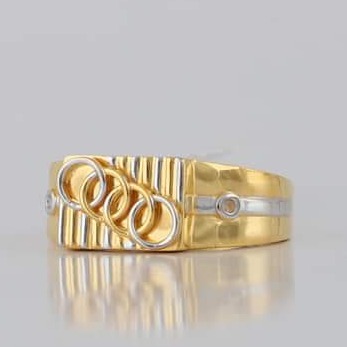 22 Carat gold gents fency ring RH_vt109