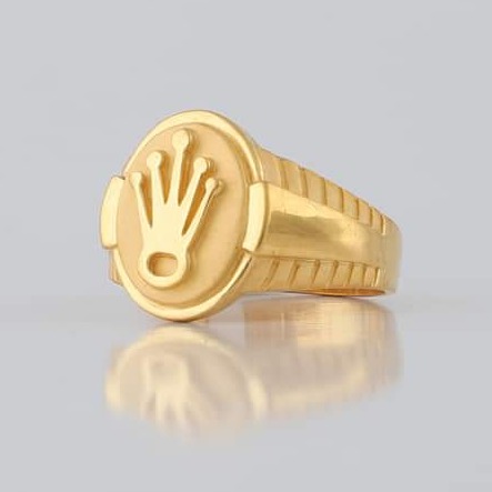 22 Carat gold gents fency ring RH_vt107