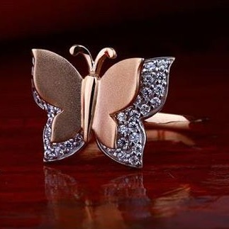 18Kt Rose Gold ButterFly Ladies Ring RH-LR222