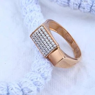 18Kt Rose gold Premium Gents Ring RH-GR52