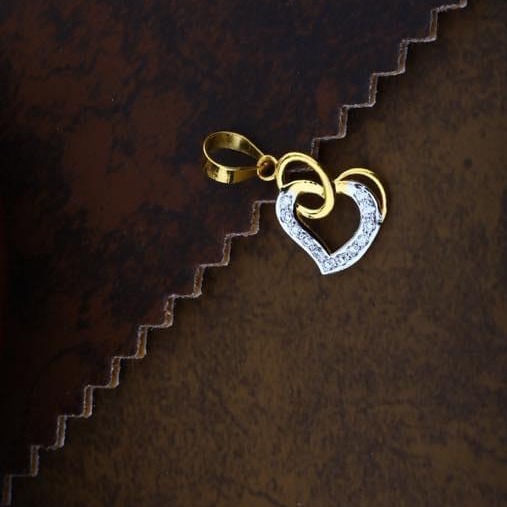 916 Gold Heart  Cz Pendal RH-CH78