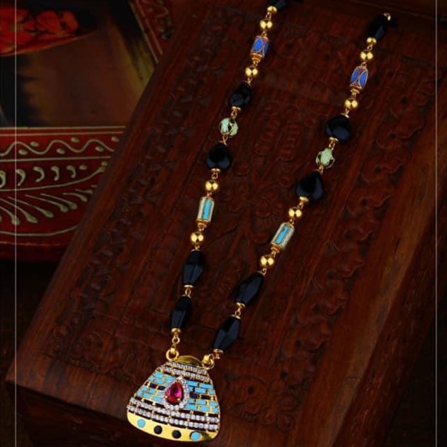 916 Gold antic Rajasthani Mangalsutra RH-GM22
