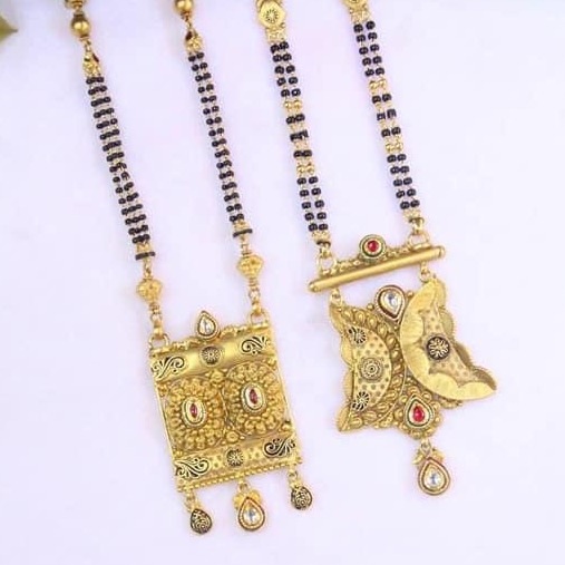 22Kt Gold Jadter Gold Mangalsutra  RH-JM50