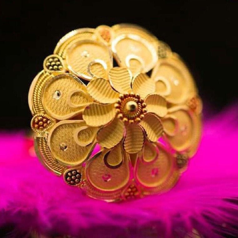 916 Gold umbrella Ladies Ring RH-LR104