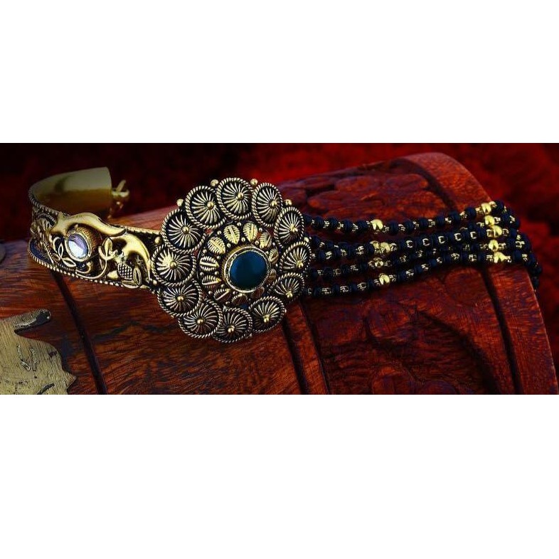 22Kt Gold Hand Mangalsutra RH-HM01