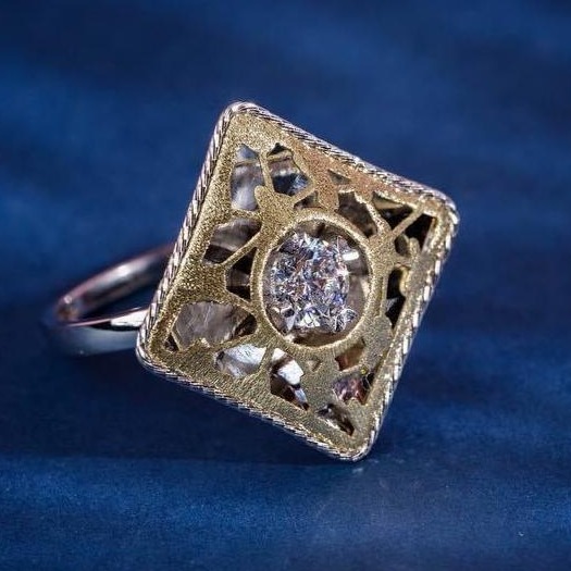 916 Gold Spra Dull Ladies Ring RH-SLR049