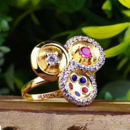 22KT Gold Ladies Ring RH-LR0012