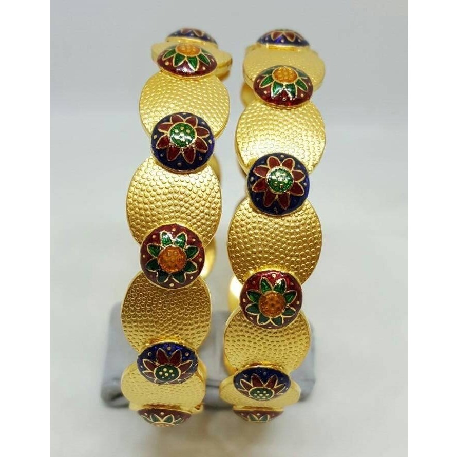 916 Gold Round Design Meenakari Bangle RH-B007
