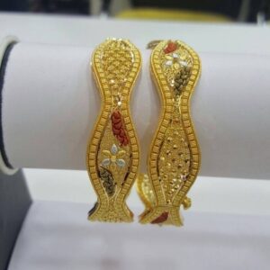 916 Gold Fancy Flower Design Bangle RH-B006