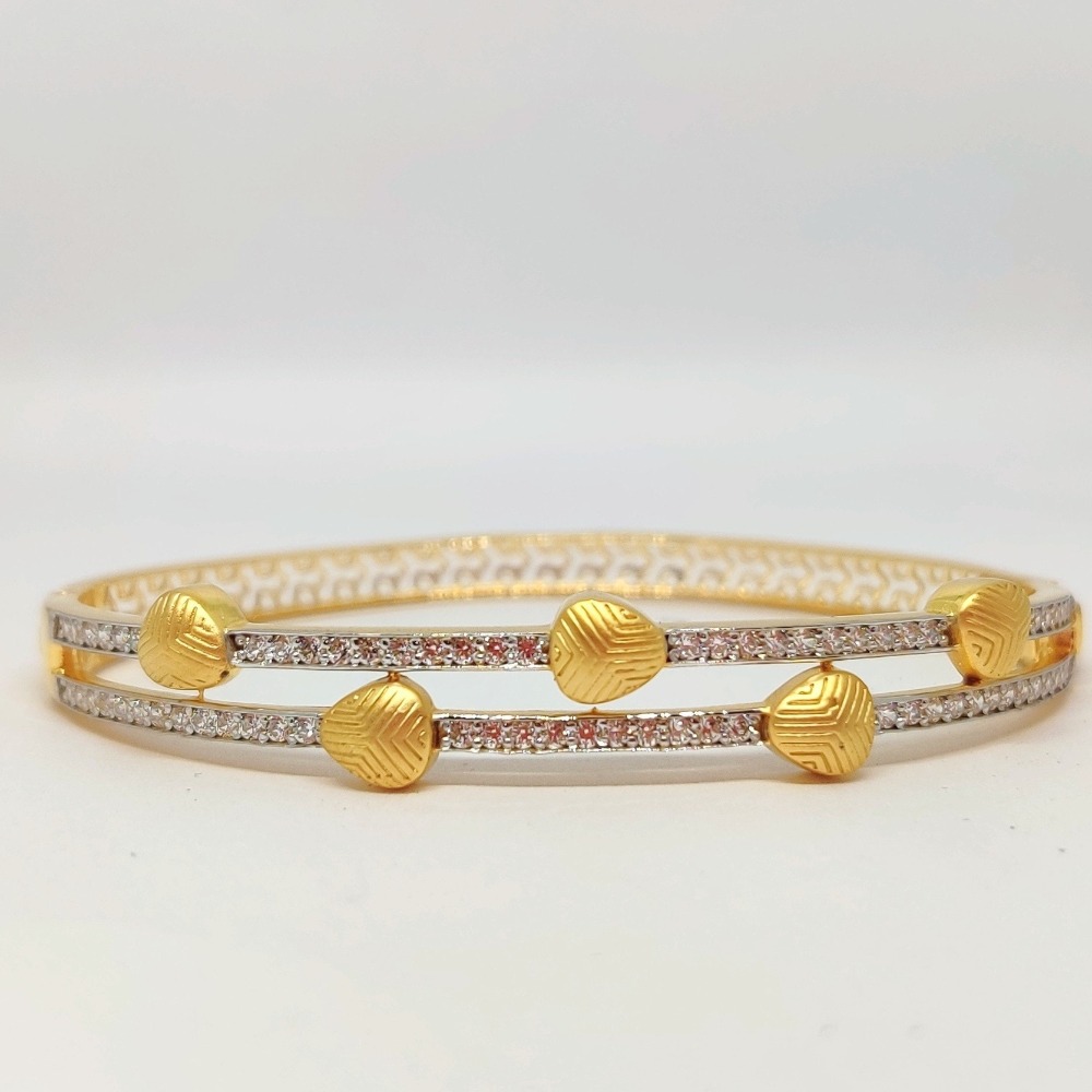 916 Gold Cz Ladies Kada