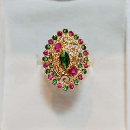 916 gold rani green diamond ladies ring