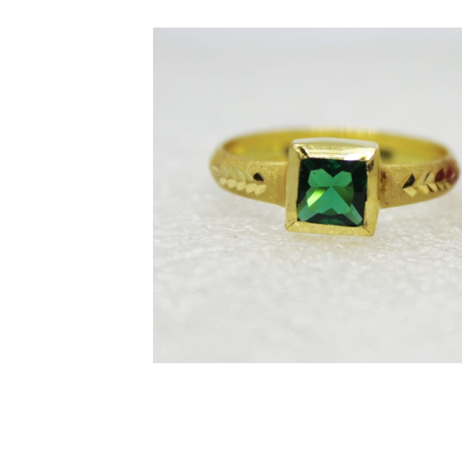 916 gold single stone Light Weight ladies ring