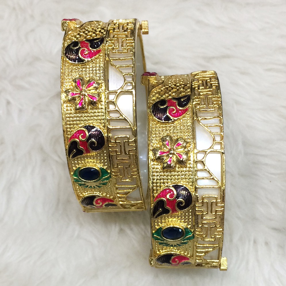 22Kt Gold Rajwadi Kada RH-B010