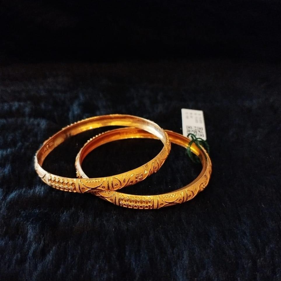916 Gold Modern Design Bangle Kada