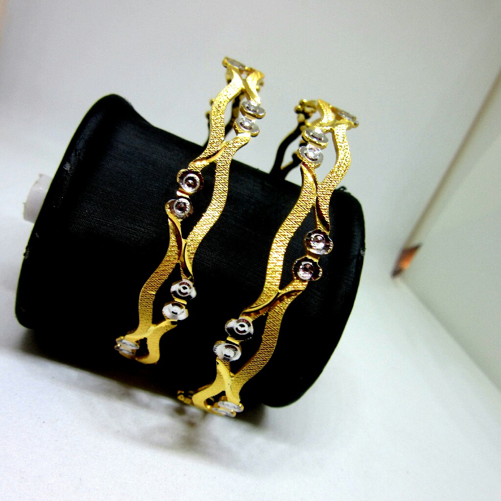 22k 916 Cutting Design Bangles - Image 2