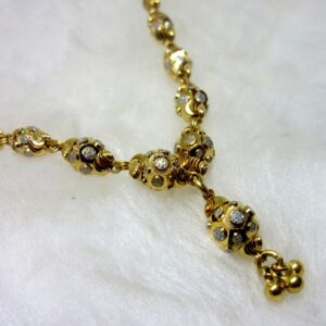 Gold verticle dokiya