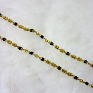 Gold dailywear casual mangalsutra dokiya