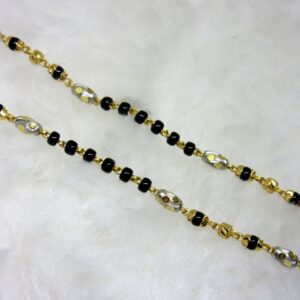 Gold verticle mangalsutra dokiya