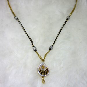 Gold stone mangalsutra dokiya