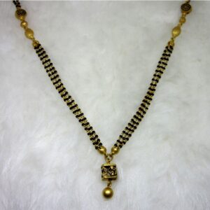 Gold classic oxidize mangalsutra dokiya