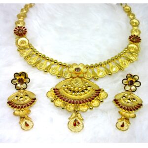 attractive gold necklace set
