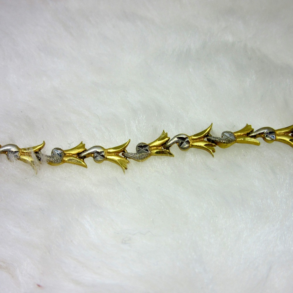 Gold Fancy Ledies Bracelet - Image 2
