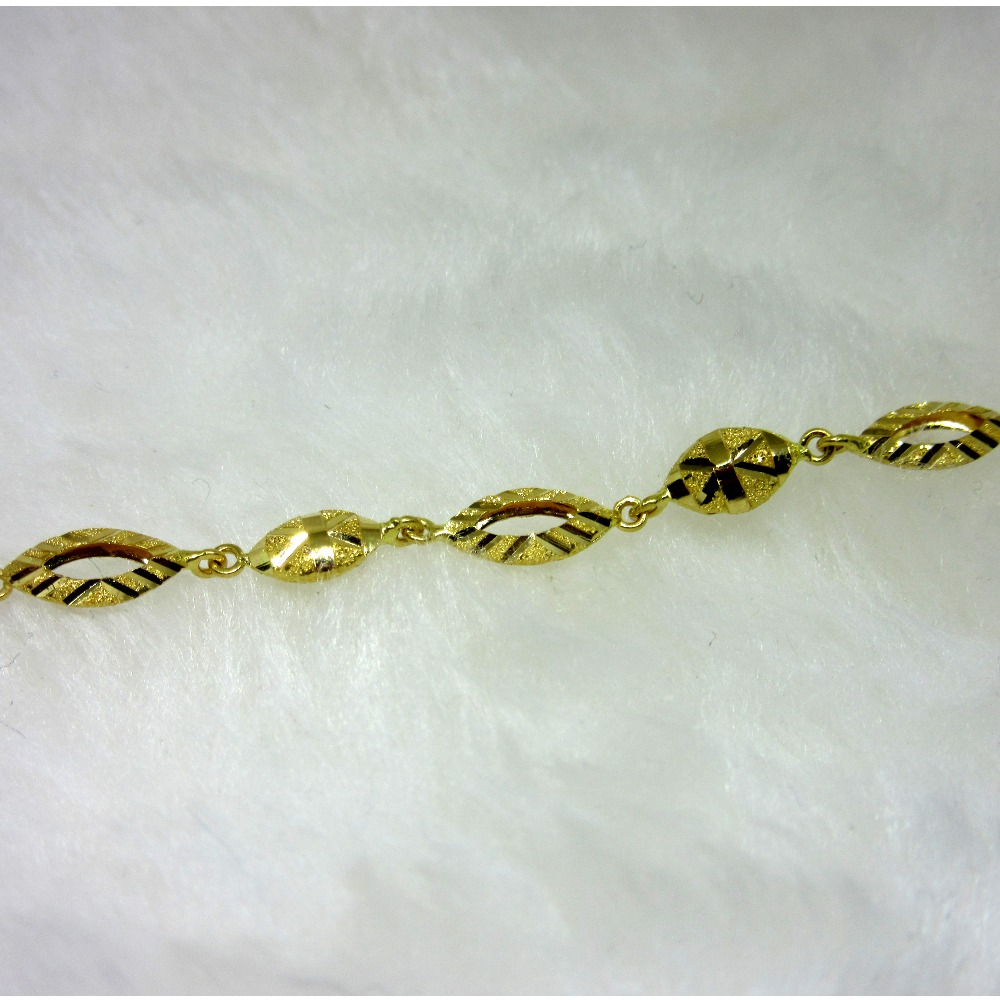 Gold Light Weight Fancy Ledies Bracelet - Image 2