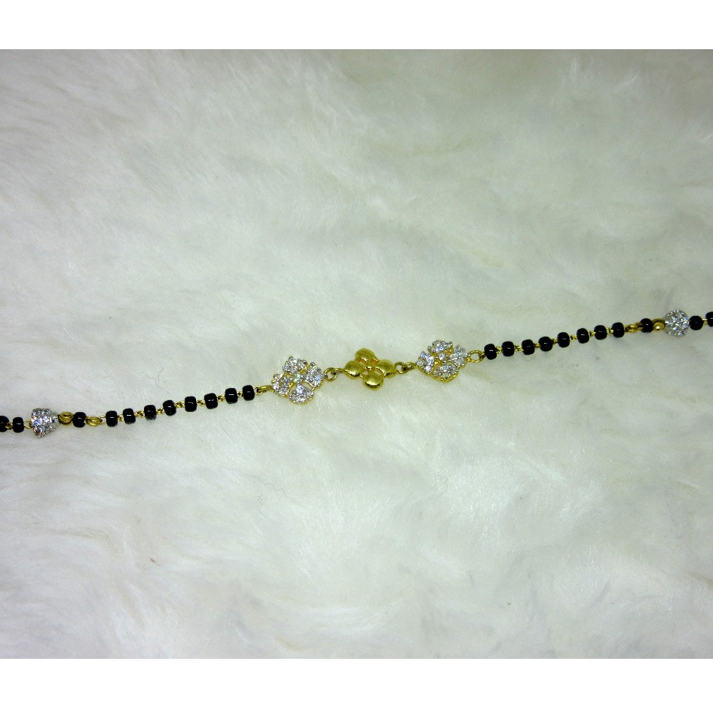 Gold Unique MS Black Moti Ledies Bracelet
