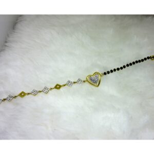 Gold Ms Black Moti Heart Shape Ledies Bracelet