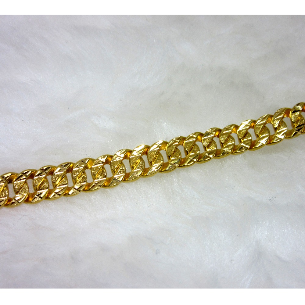 Gold light weight gents bracelet - Image 2