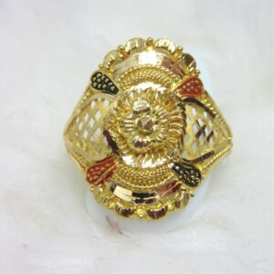 Simple broad culcutti gold ring