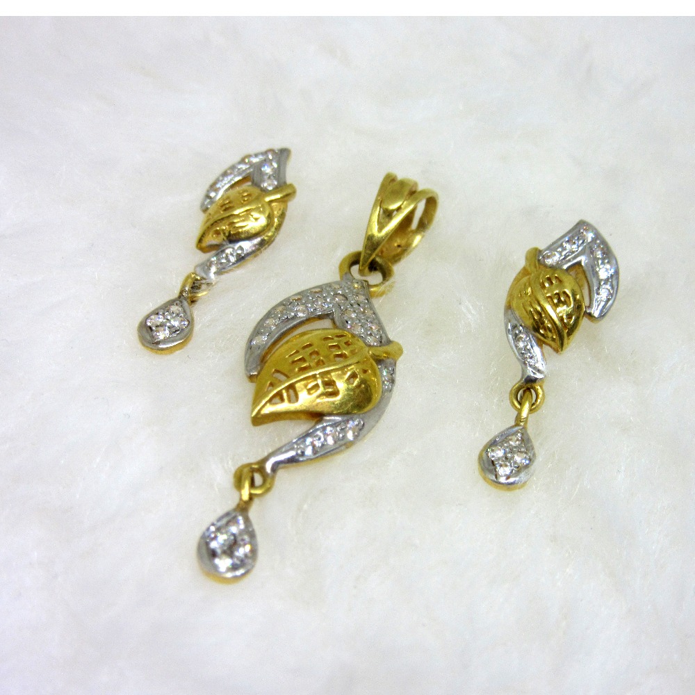 unique Design pendent set