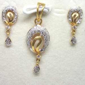 916 gold fancy pendant set