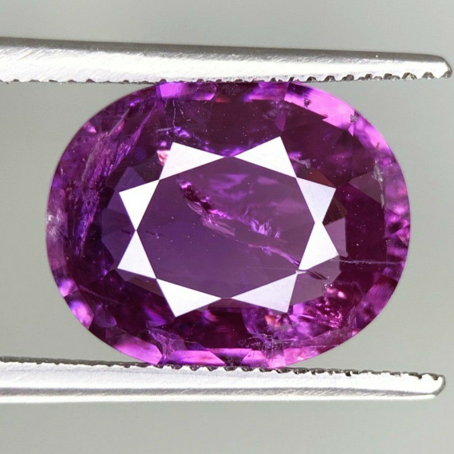 6.48ct oval purple sapphire - Image 2