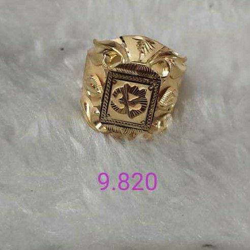 22k Gold Jents ring